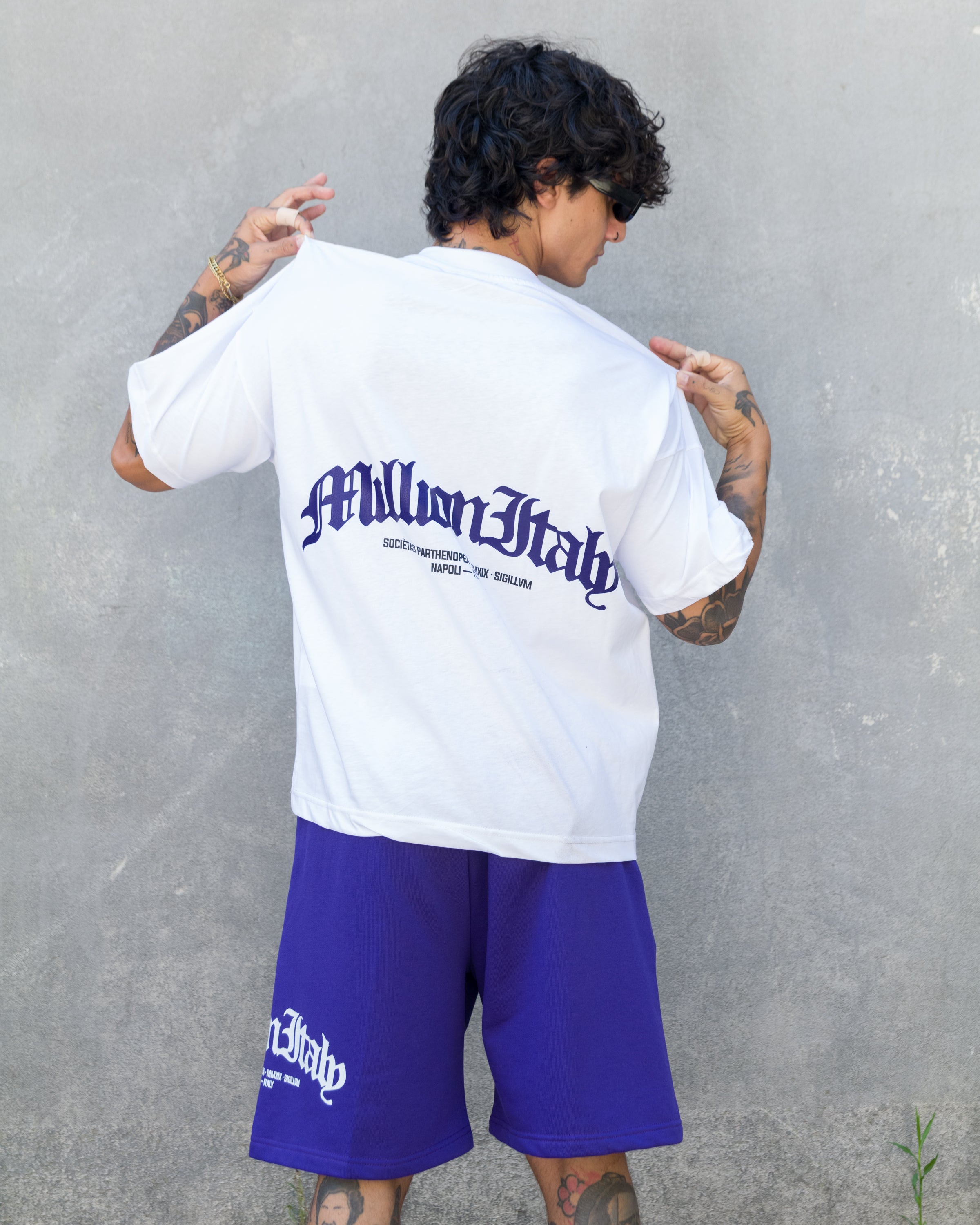 T-Shirt Weißes Arch Logo Violett