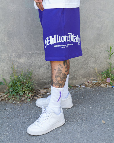 Lila Shorts mit Logo-Bogen