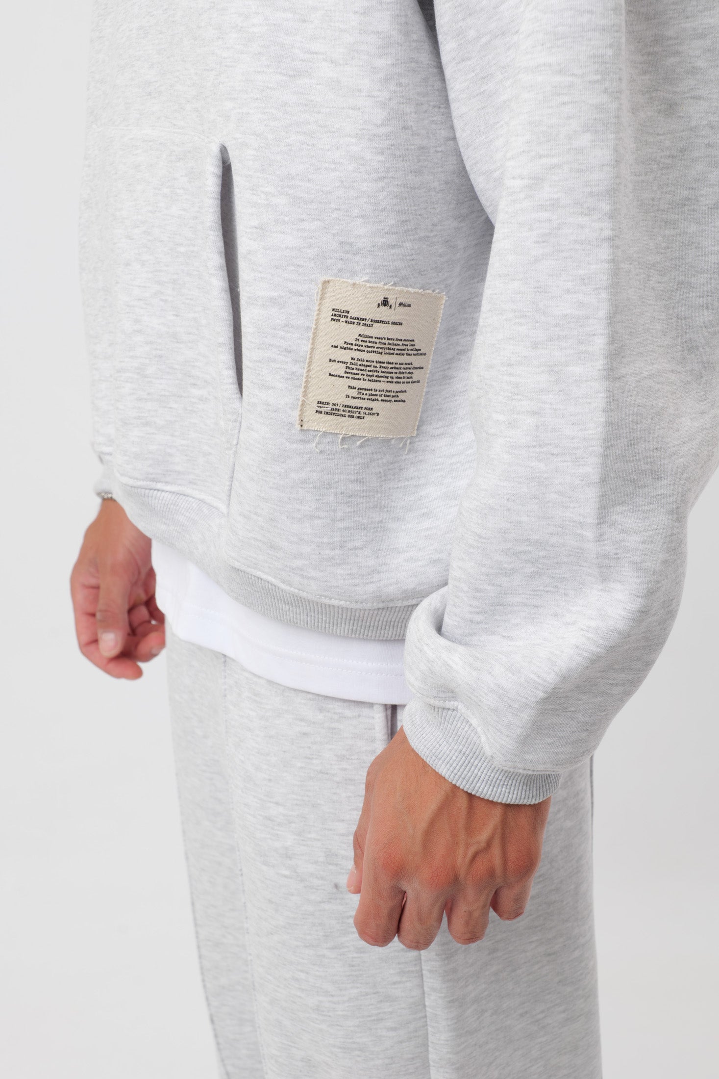 Hoodie 'Archive' Grau